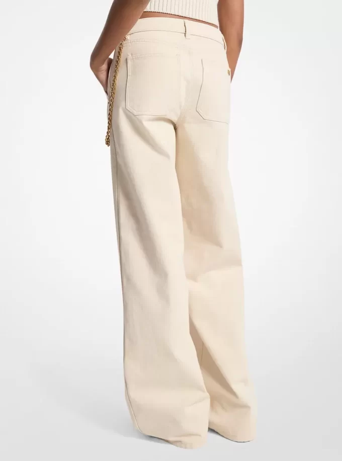 Relaxed Wide-Leg Jeans